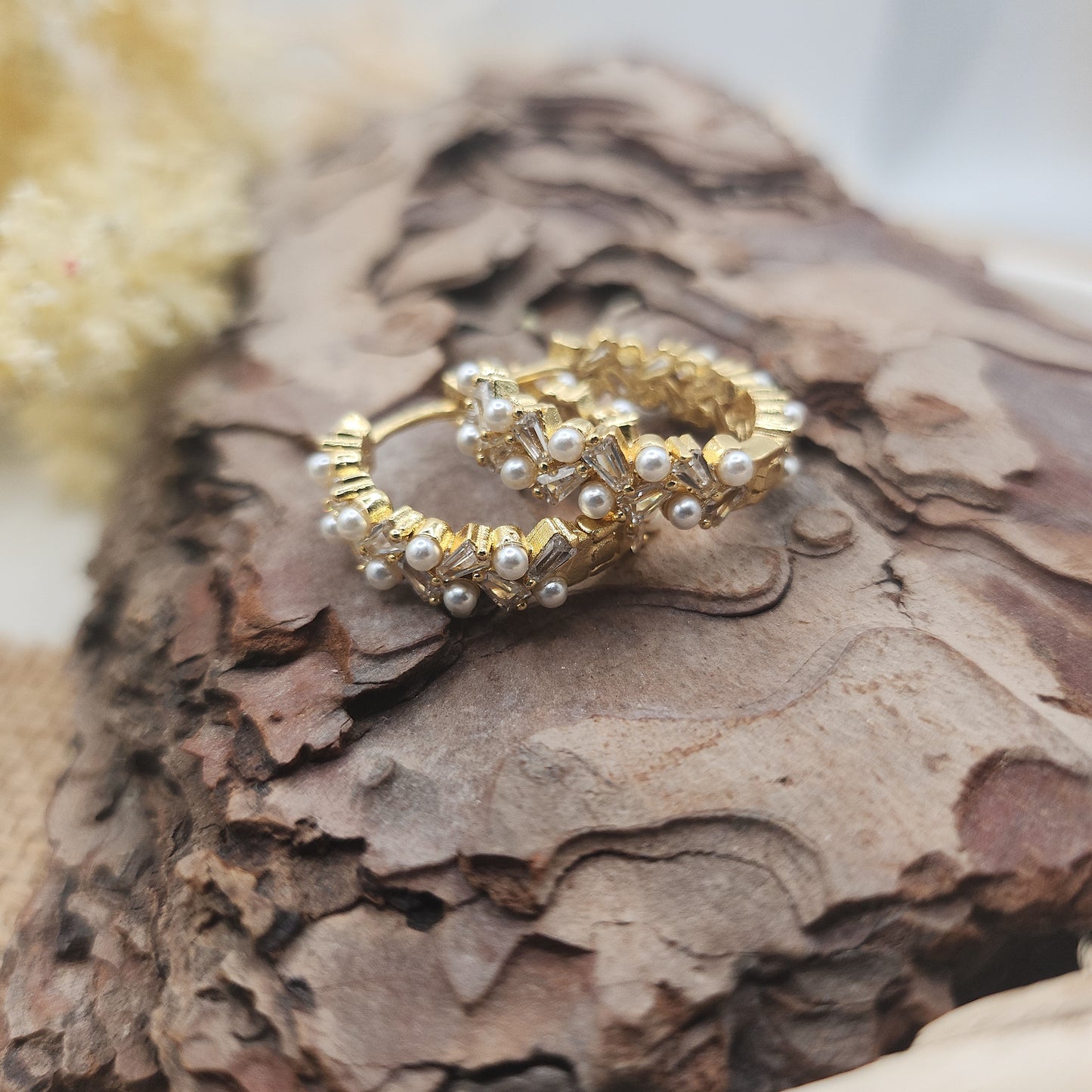 Pearly Gold Hoop Earring