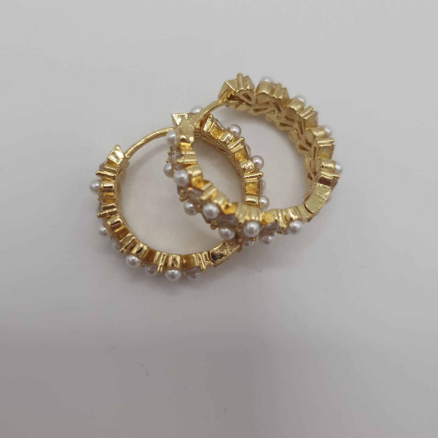 Pearly Gold Hoop Earring