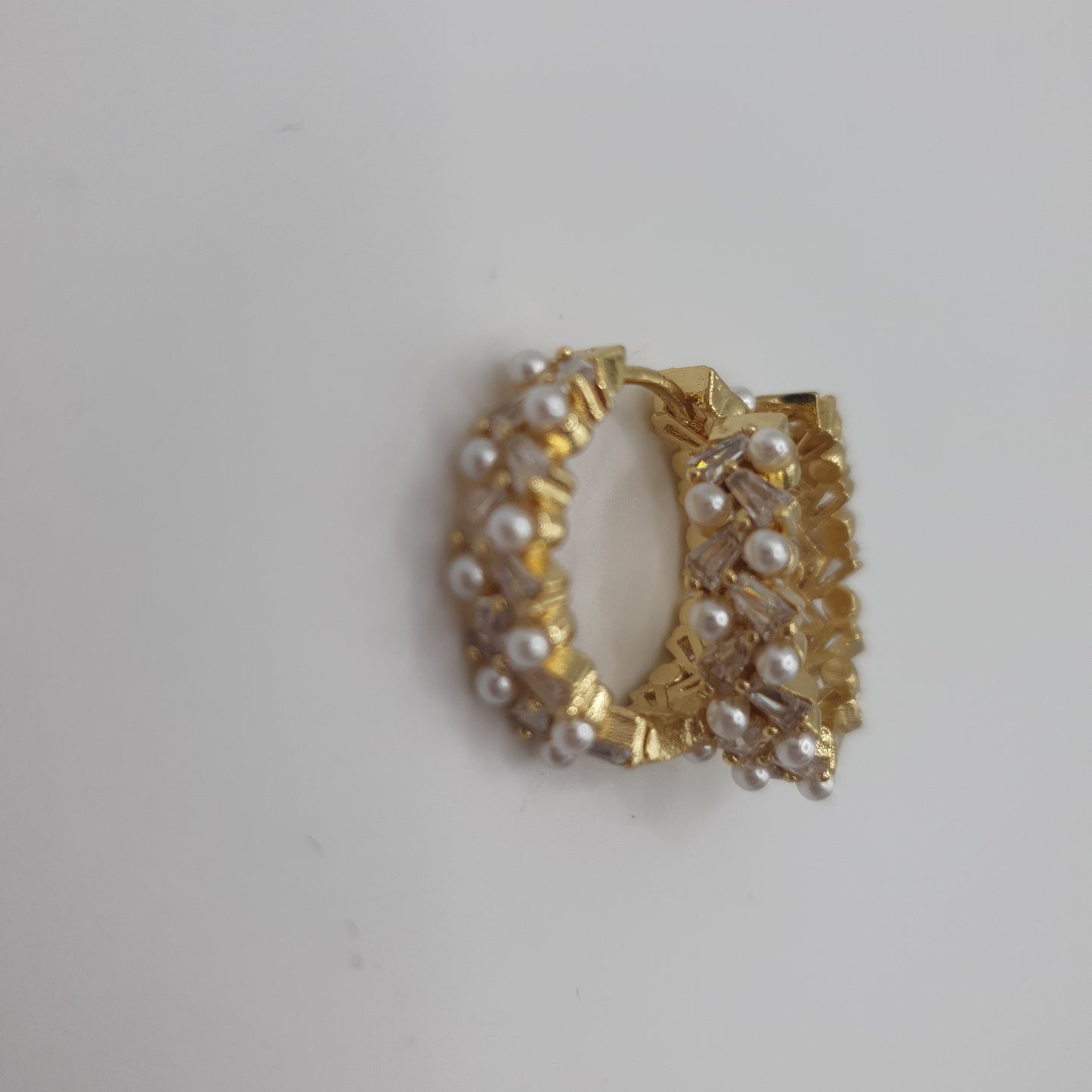 Pearly Gold Hoop Earring