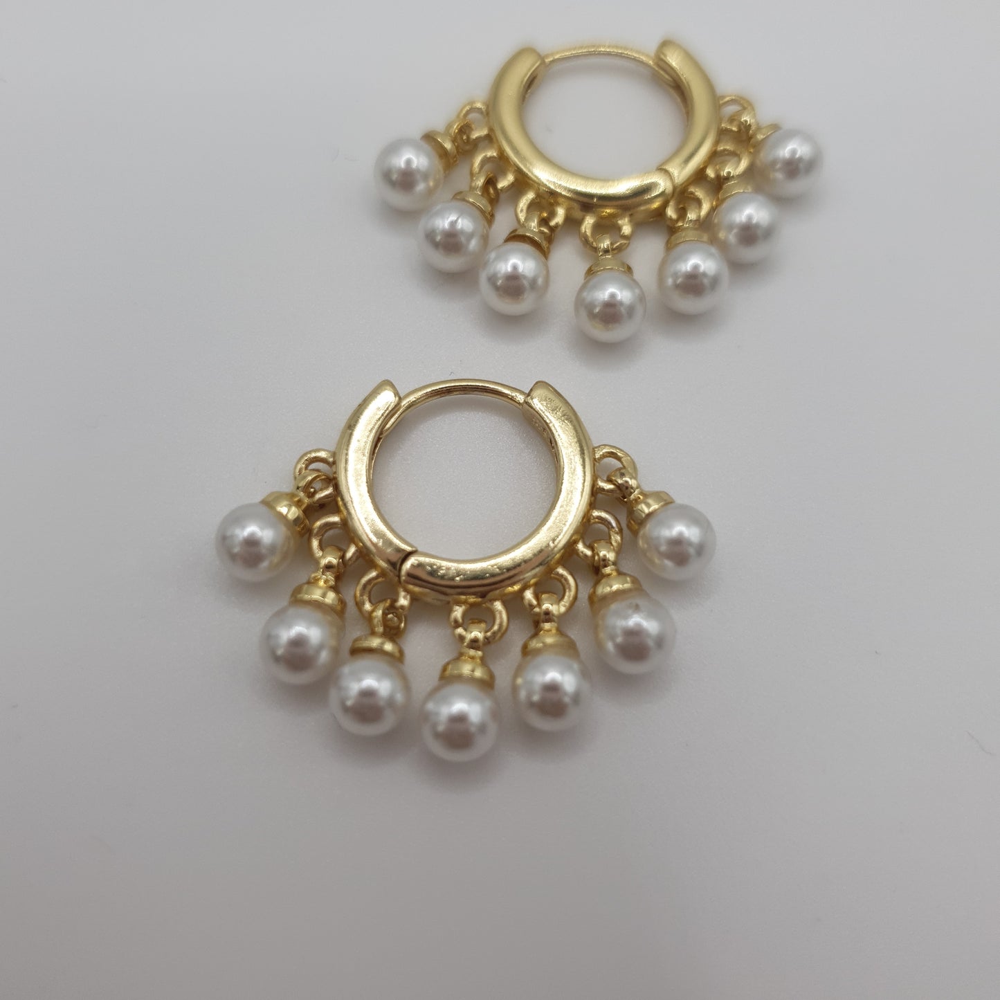 Kate Pearl Gold Hoop Earrings