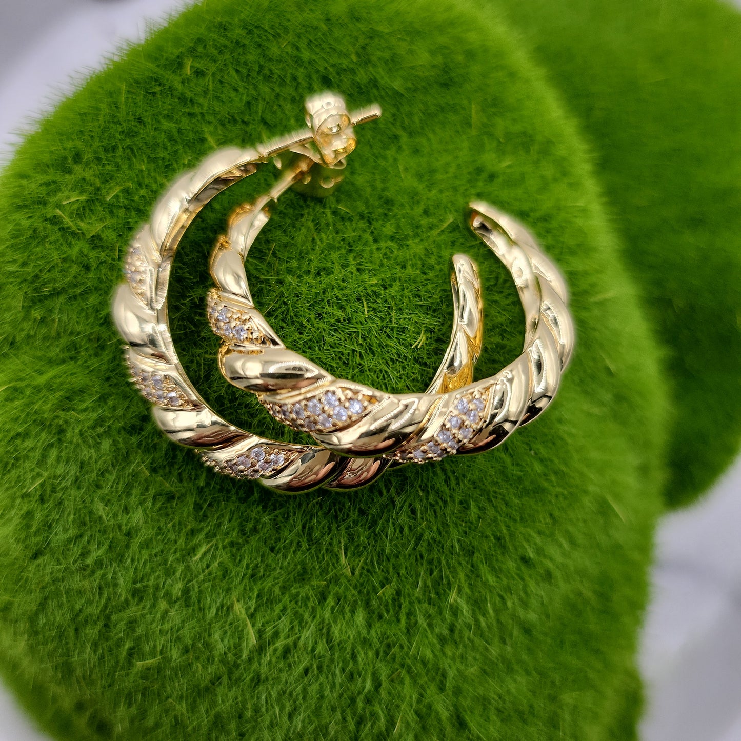 Mia Gold Hoop Earrings