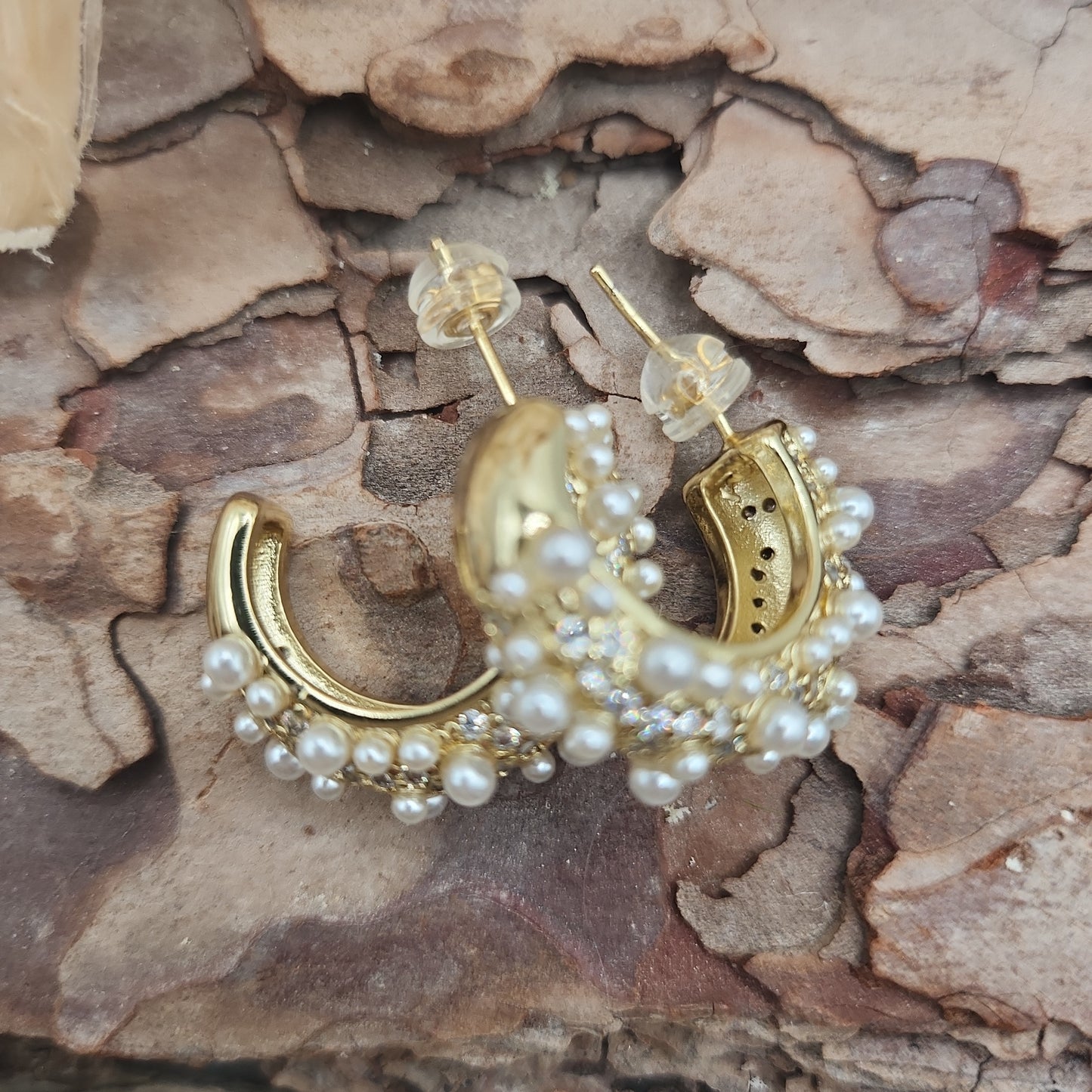 Asli Chunky Gold hoop Earrings with Pearl Detail