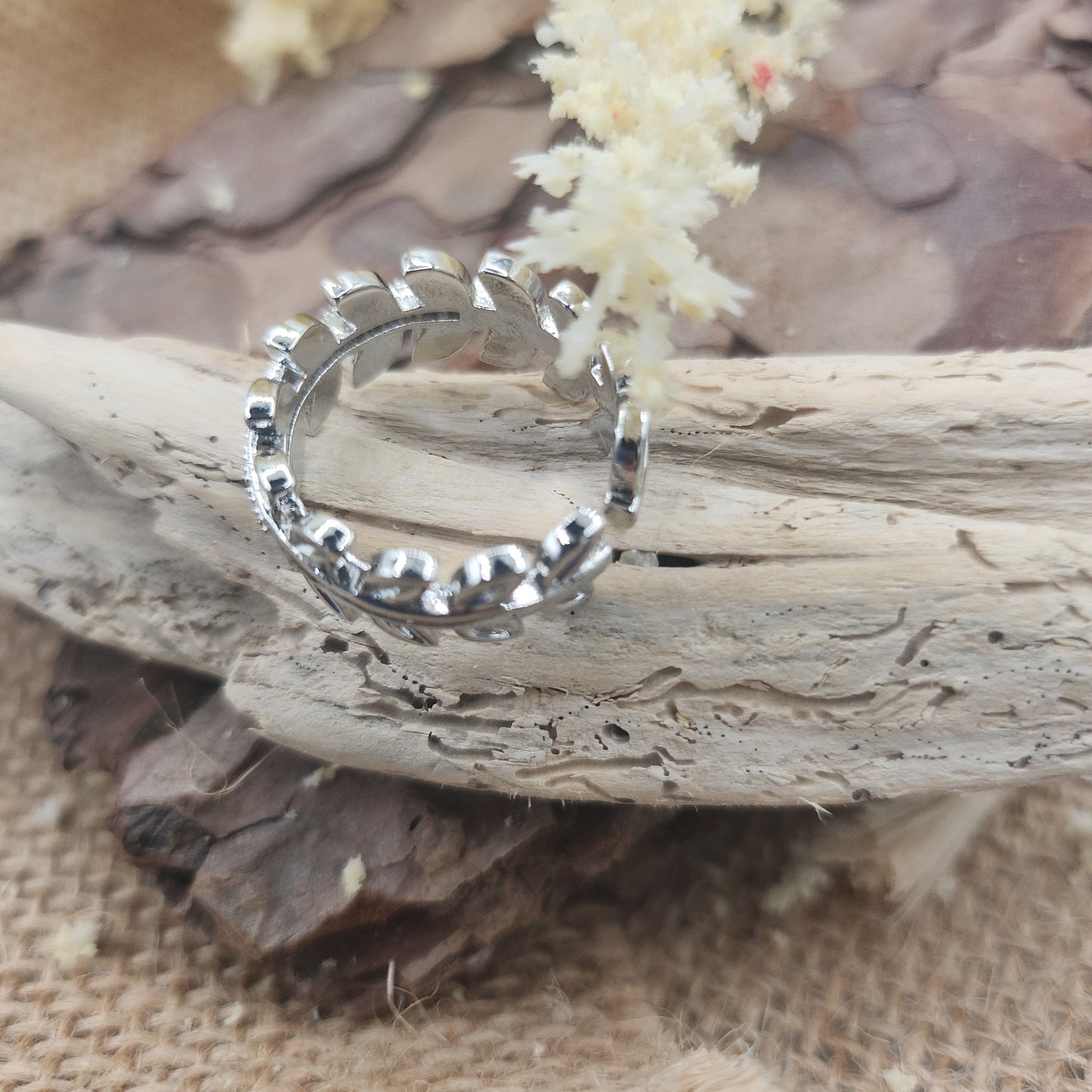 Effie Silver leaf adjustable ring