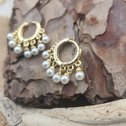 Kate Pearl Gold Hoop Earrings