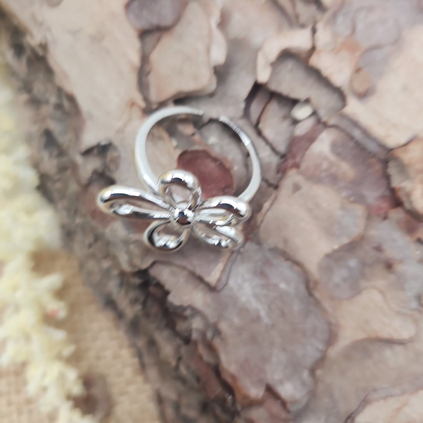 Azra Silver Daisy Adjustable Ring