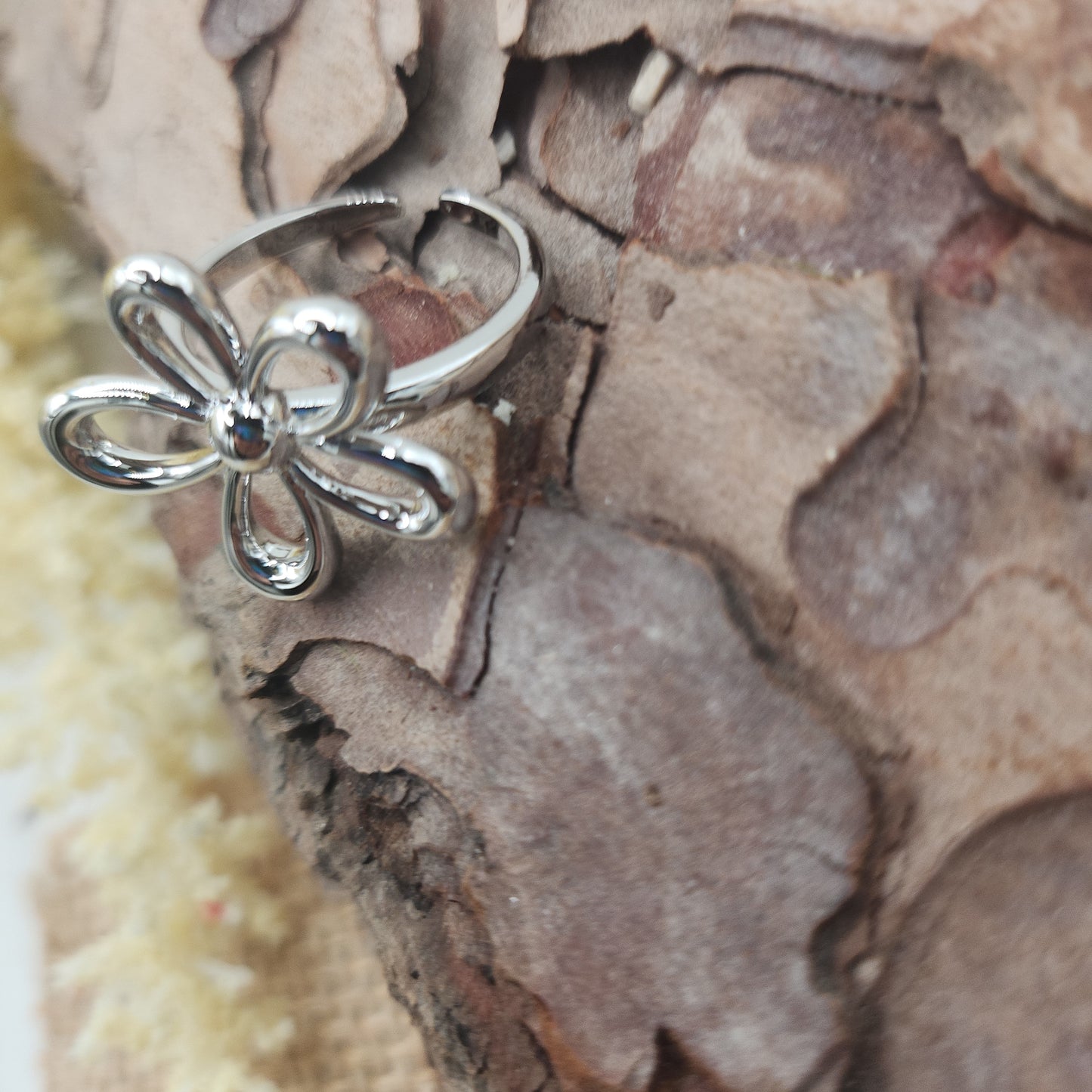 Azra Silver Daisy Adjustable Ring