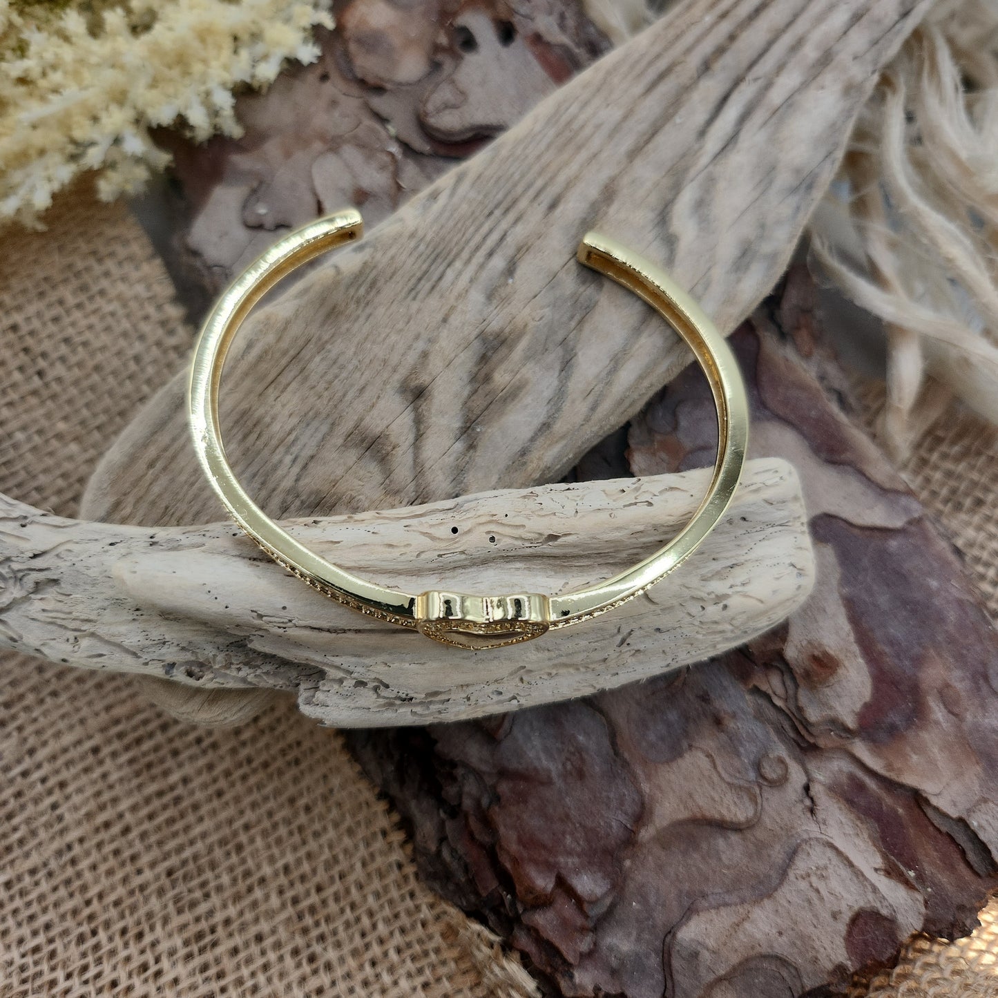 Oxford Gold Hart Bangle