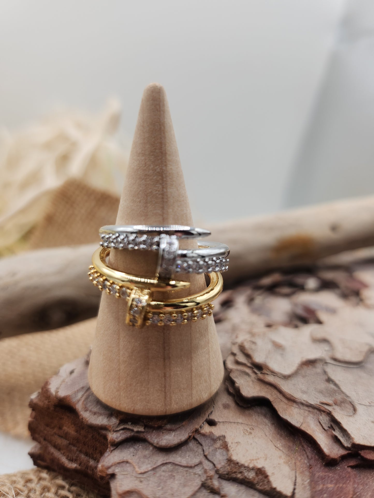 Screw adjustable Ring in Silver and Gold