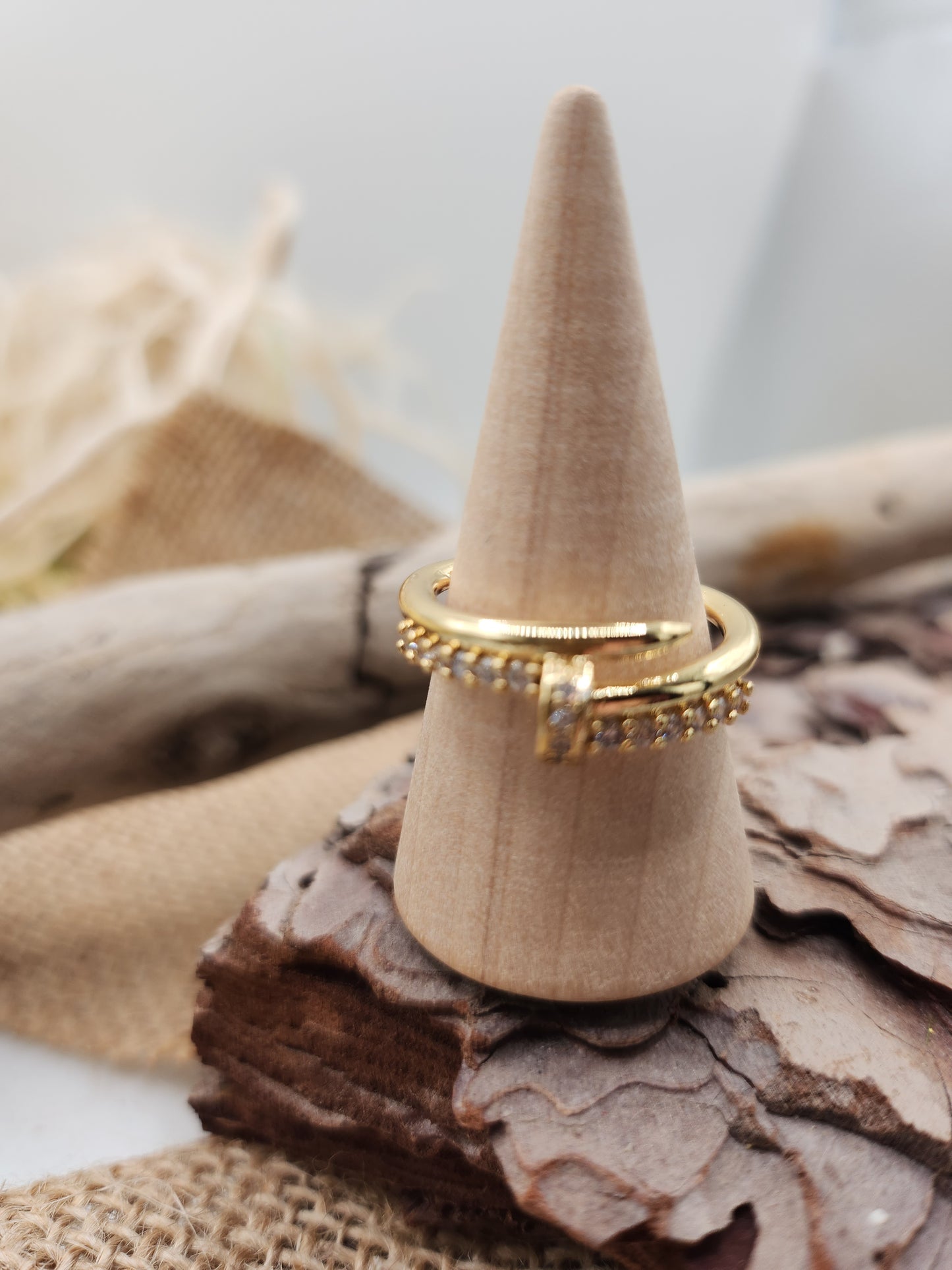 Screw adjustable Ring in Silver and Gold