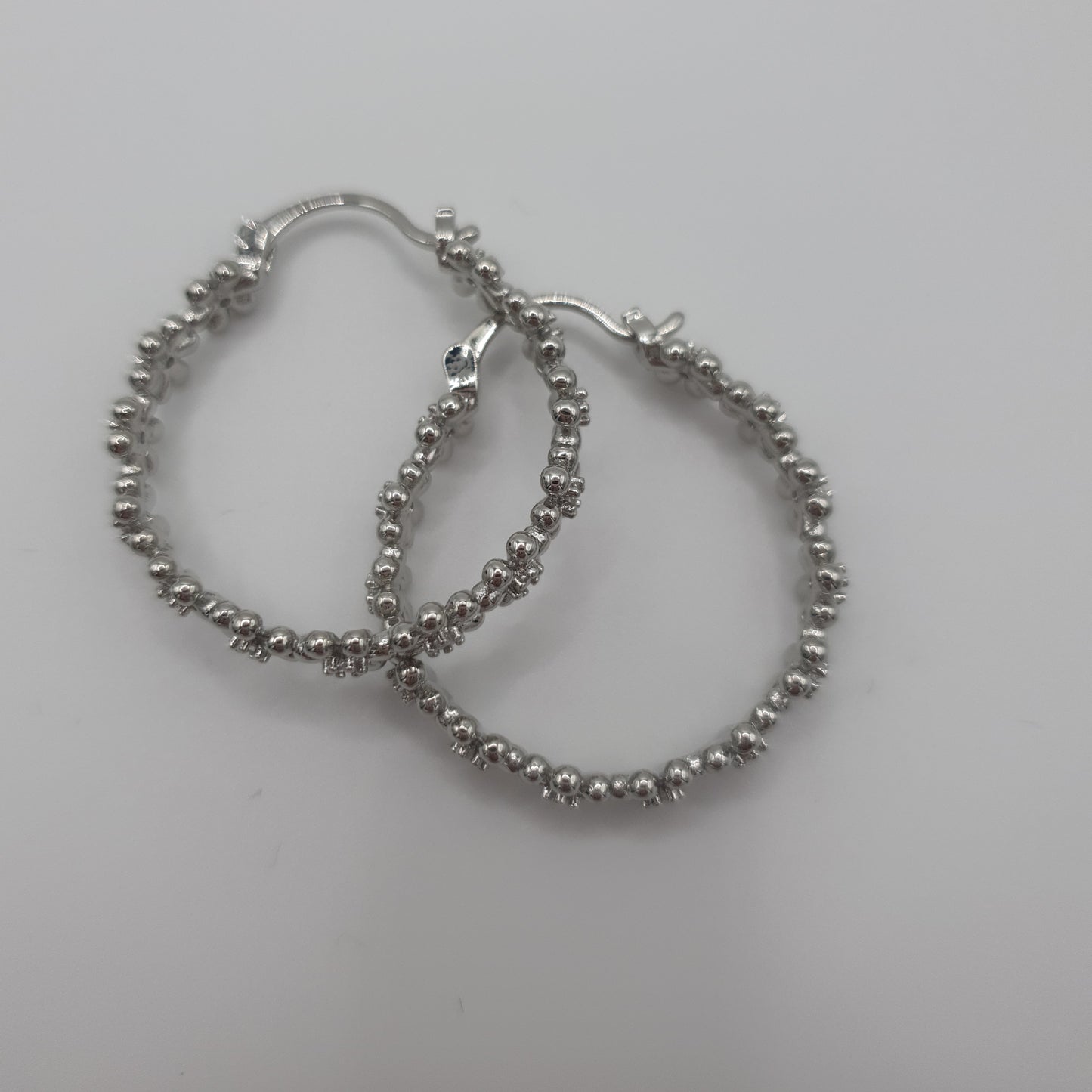 Daisy Silver Hoop Earings