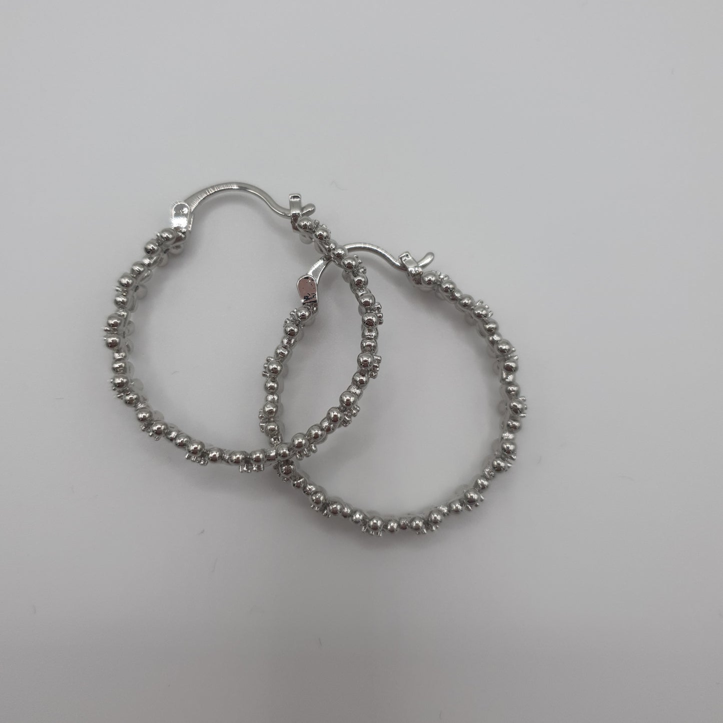 Daisy Silver Hoop Earings