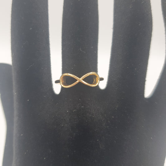 Infinity Ring Gold