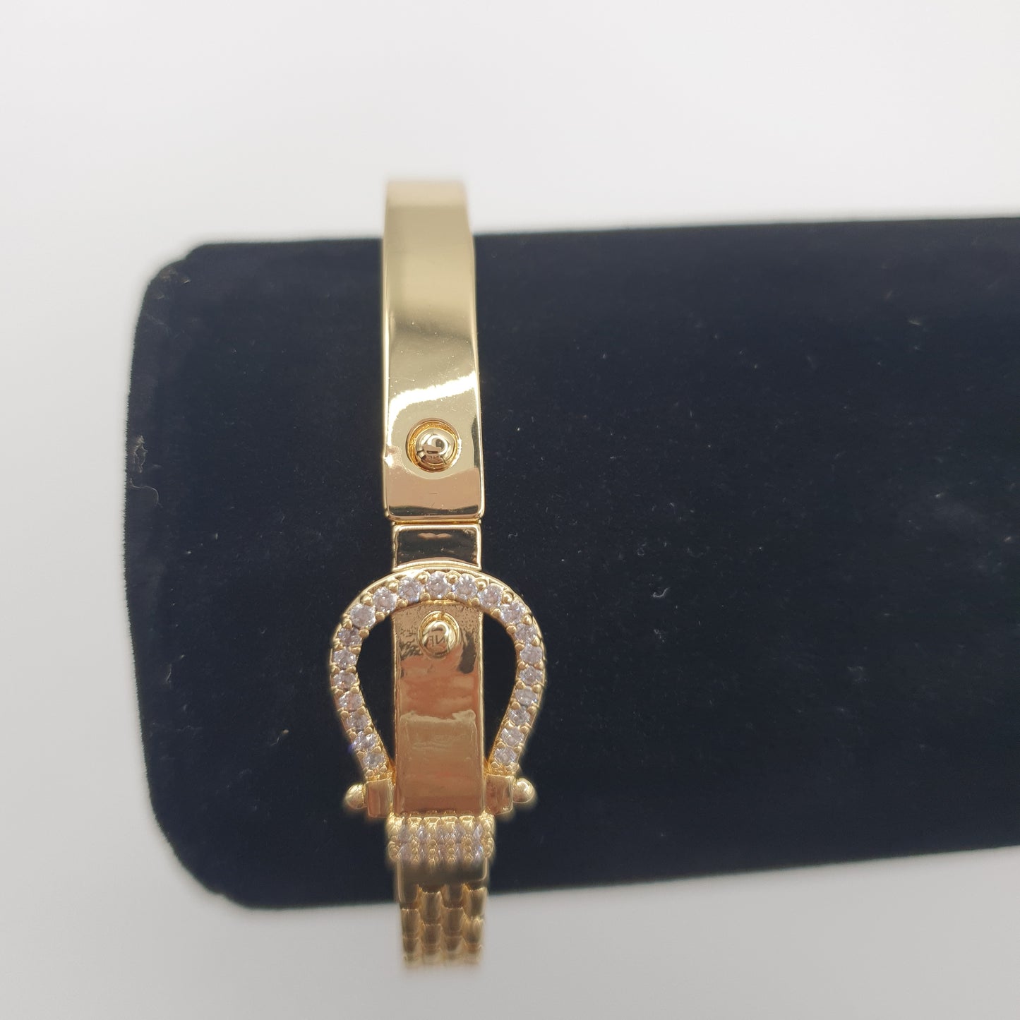 Essex Gold Buckle Bangle