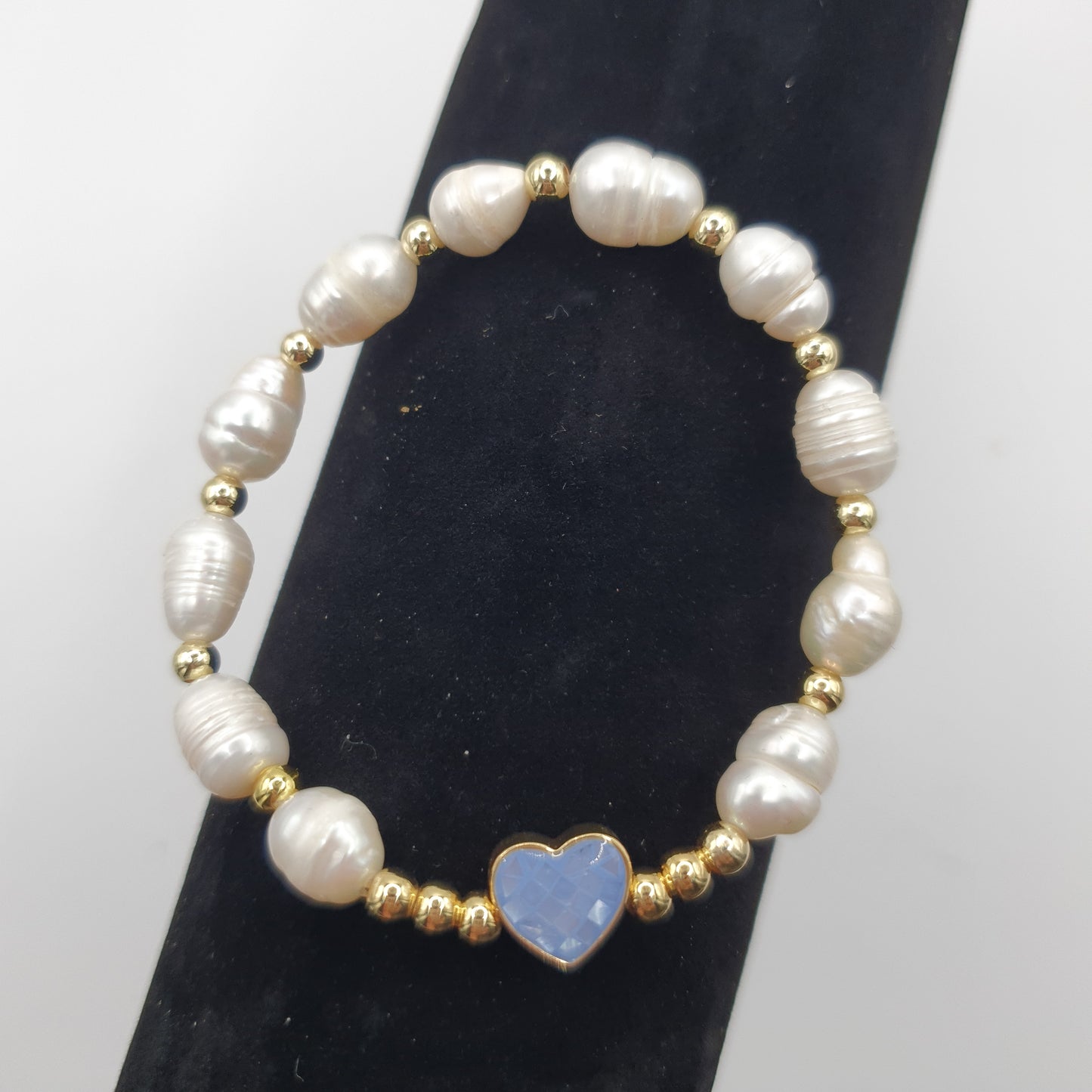 Surrey Pearl Bracelet Pale Blue