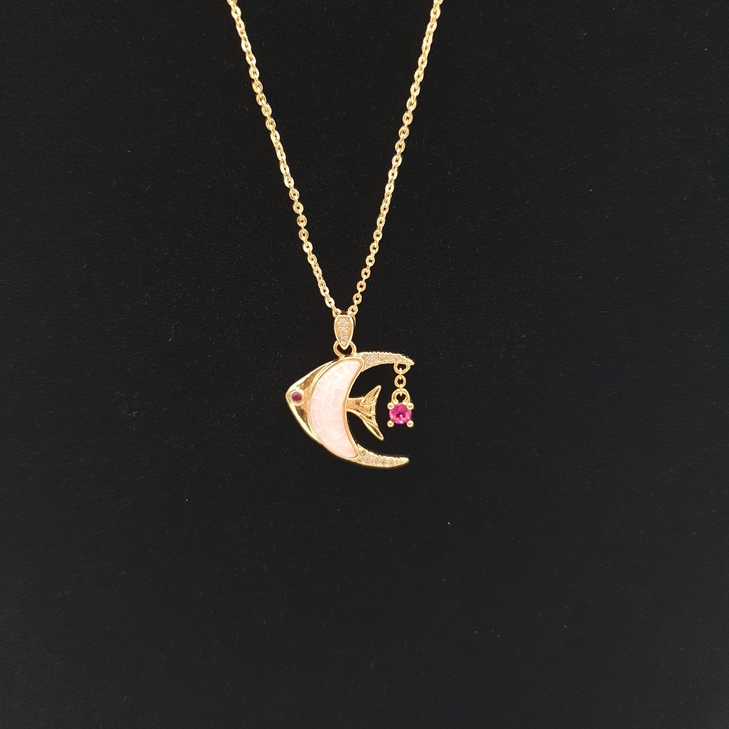 Dory Pink Fish necklace