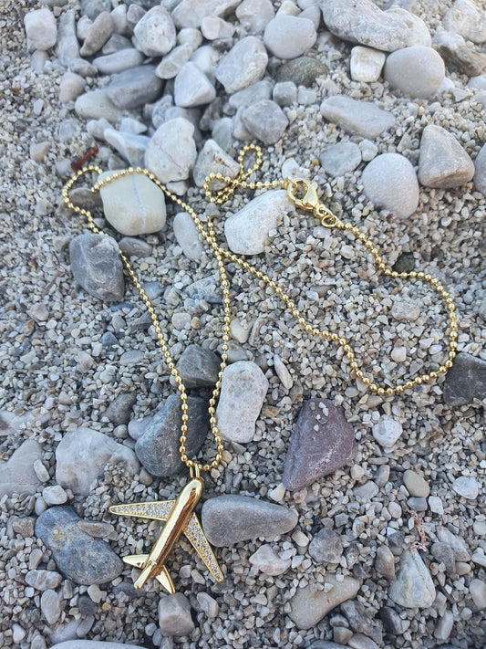 Getaway Necklace